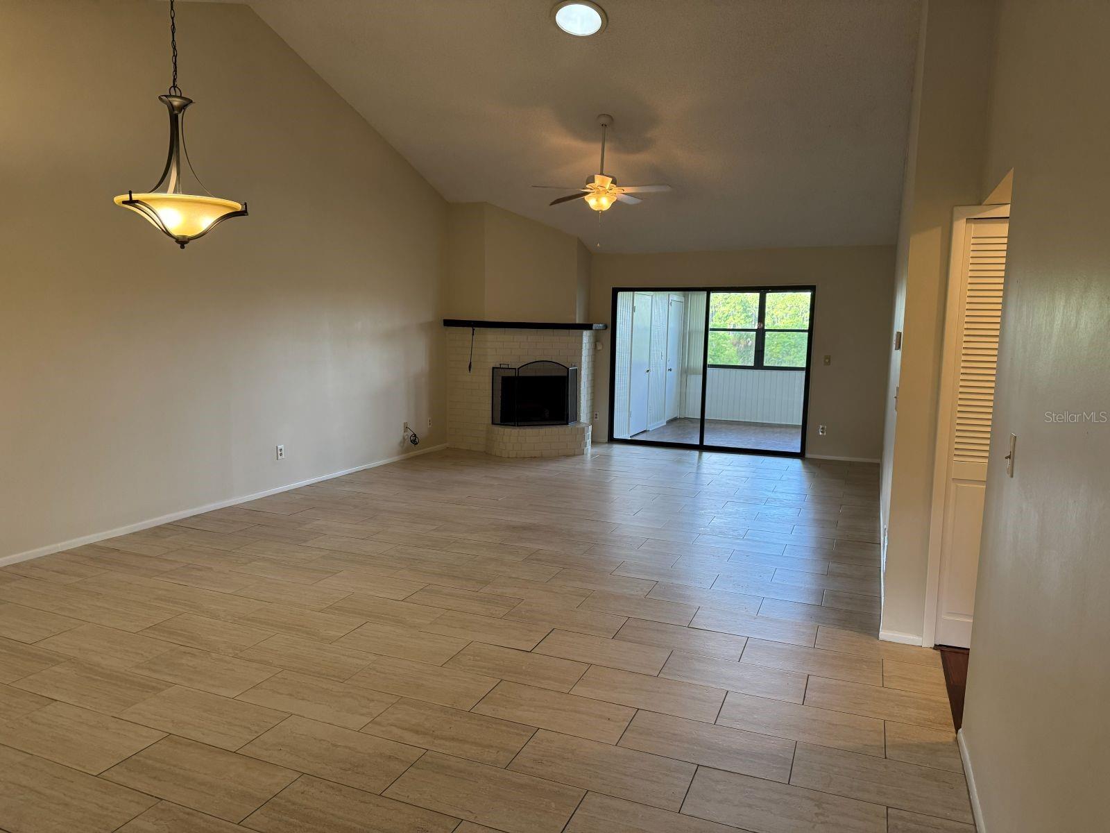 573 Belltower Ave #573 Property Photo 5