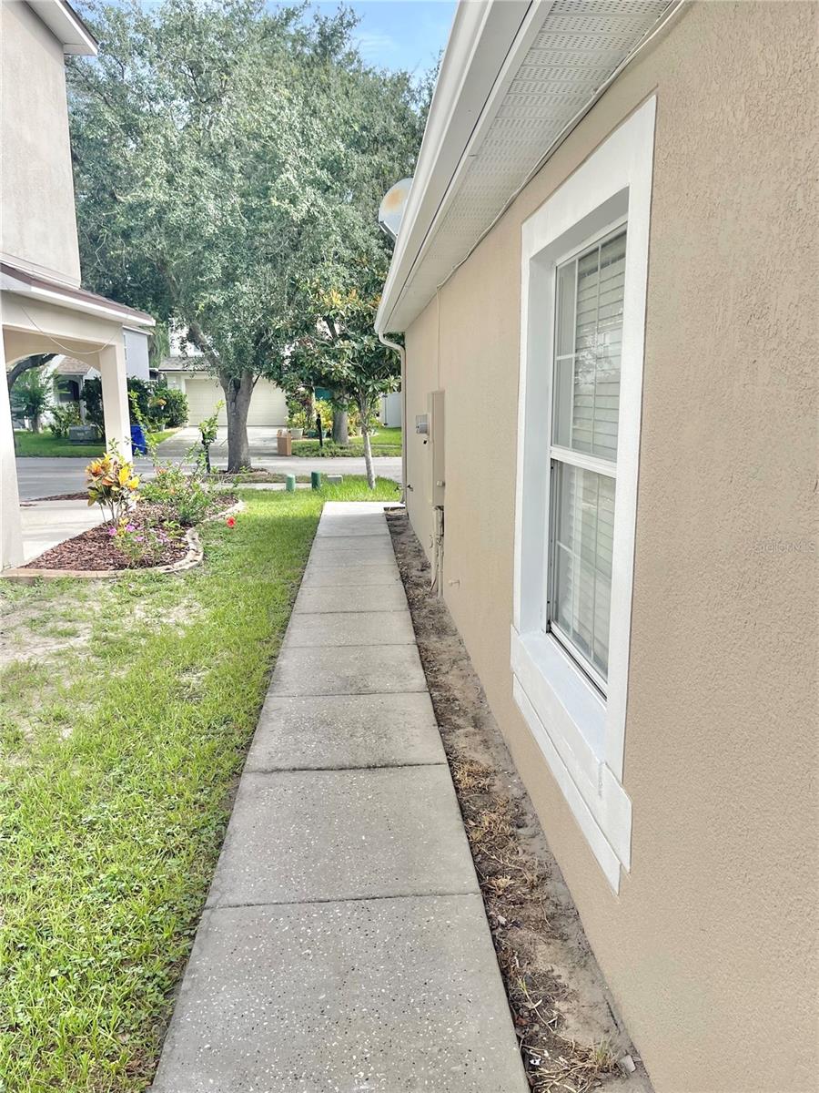 1627 Sherbourne St Property Photo 22