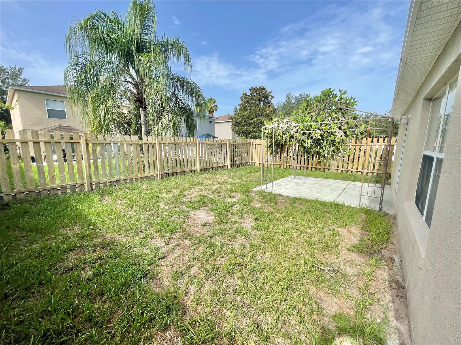 1627 Sherbourne St Property Photo 24