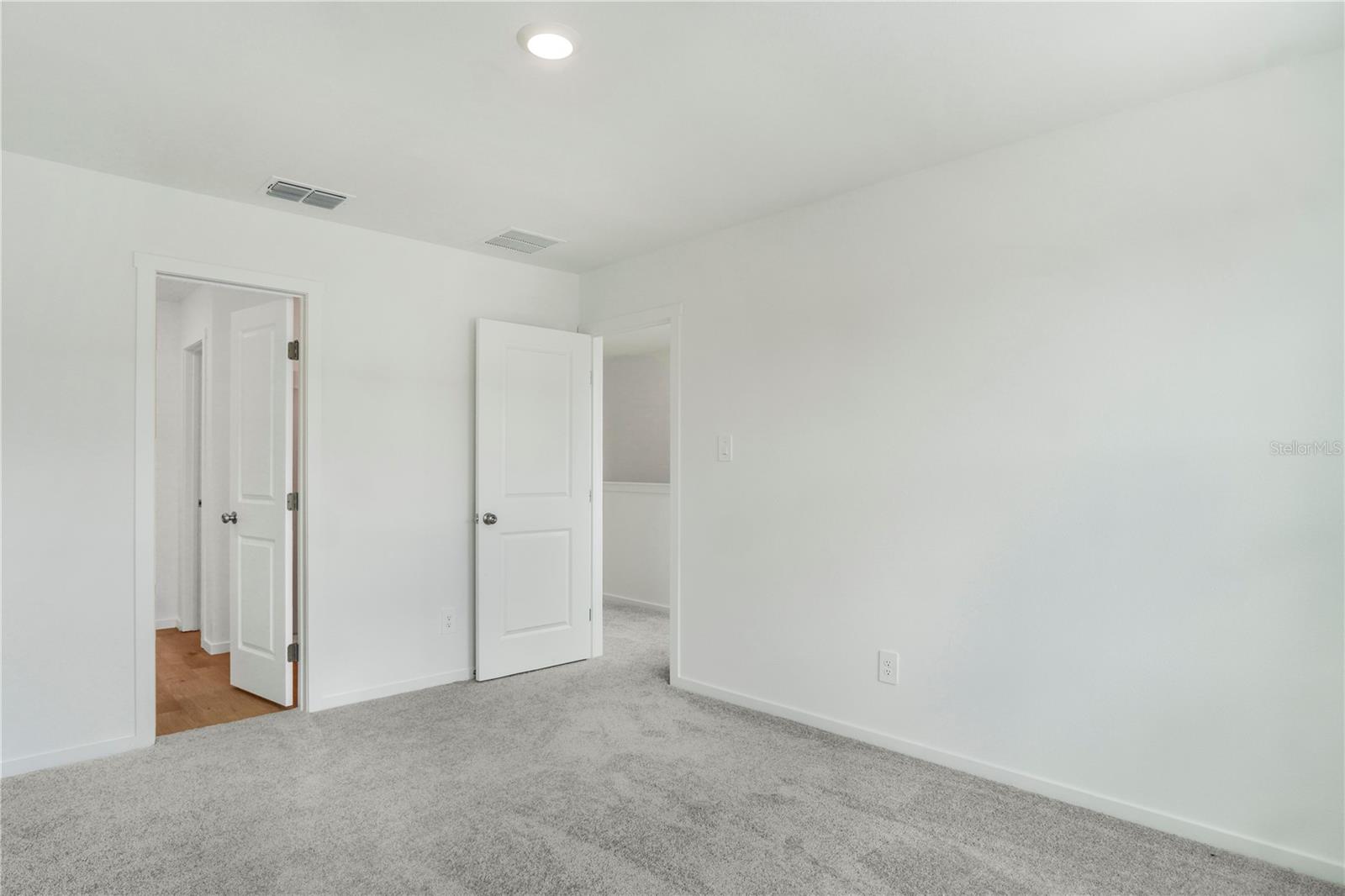1566 Plank Pl Property Photo 32