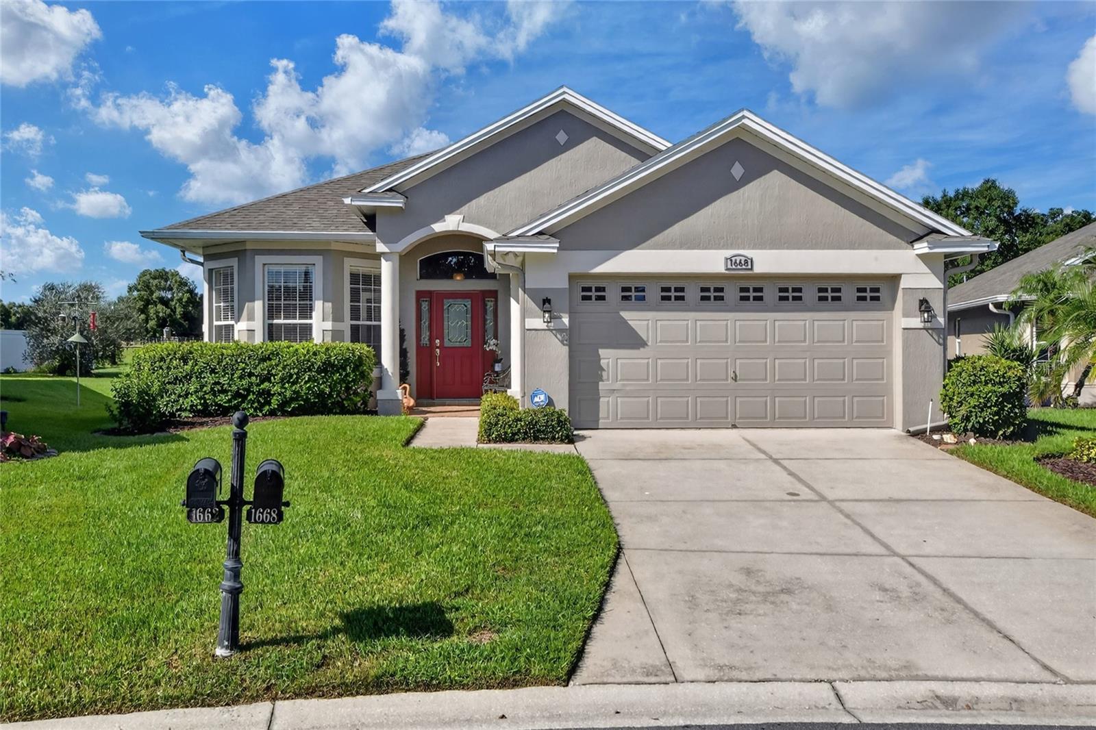 1668 Rocky Pointe Dr Property Photo 1