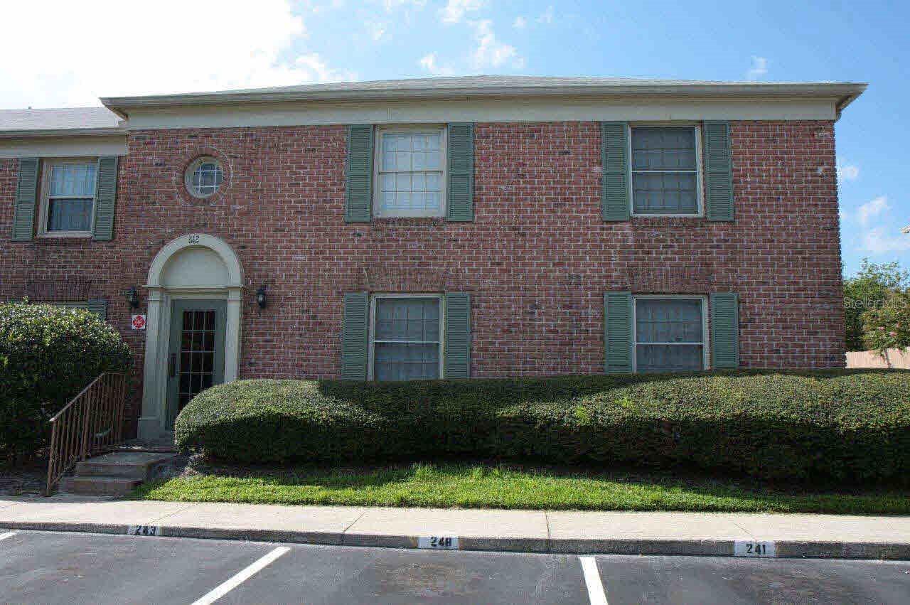 612 GEORGETOWN DR #C Property Photo 1