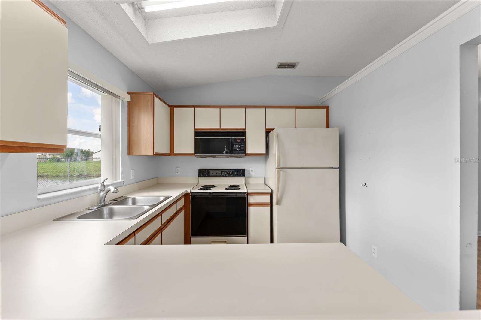 1280 Tyler Lake Cir Property Photo 10