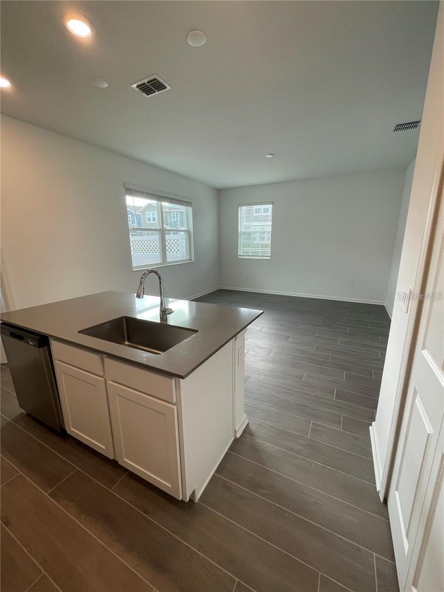 11367 Great Rock St Property Photo 11
