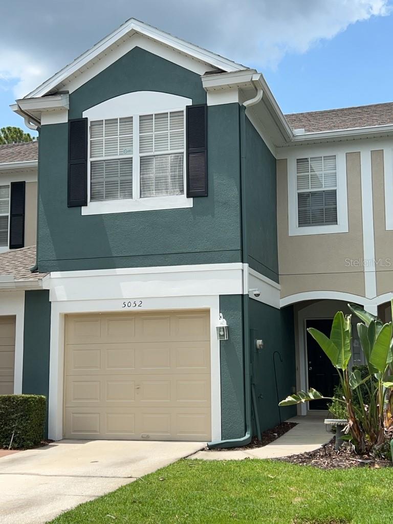 5052 HAWKSTONE DR #5052 Property Photo 1