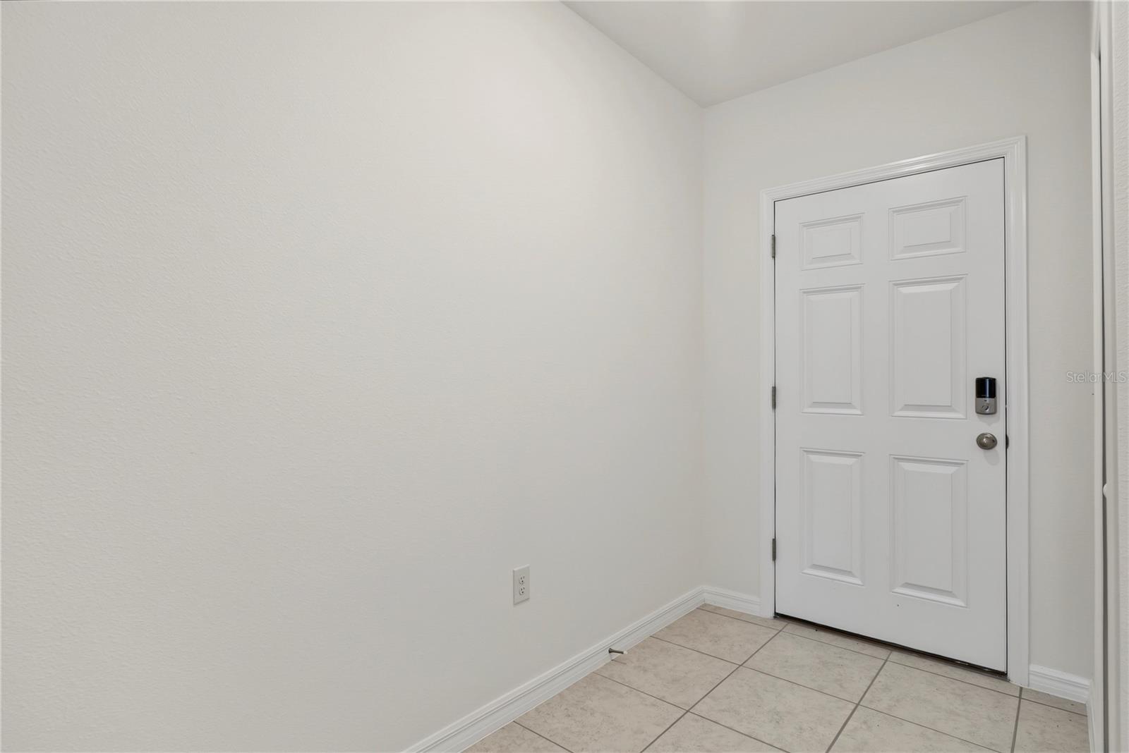3512 Eagles Crossing Way Property Photo 6