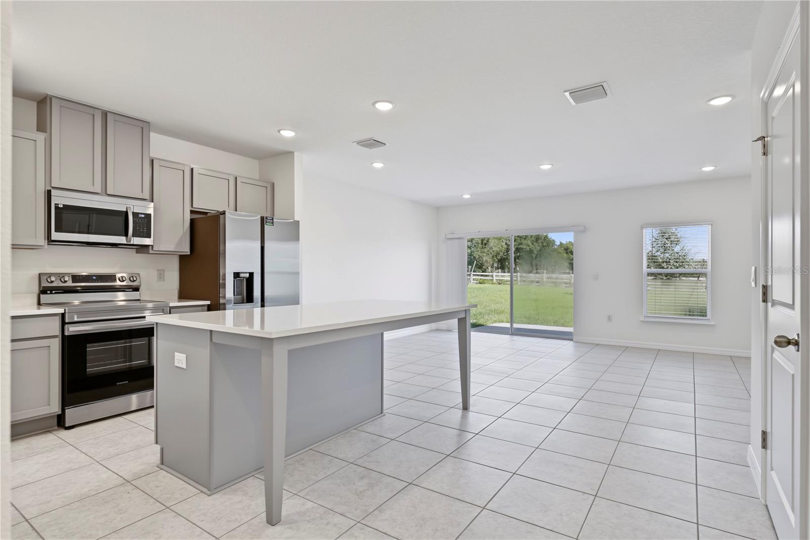 3512 Eagles Crossing Way Property Photo 8
