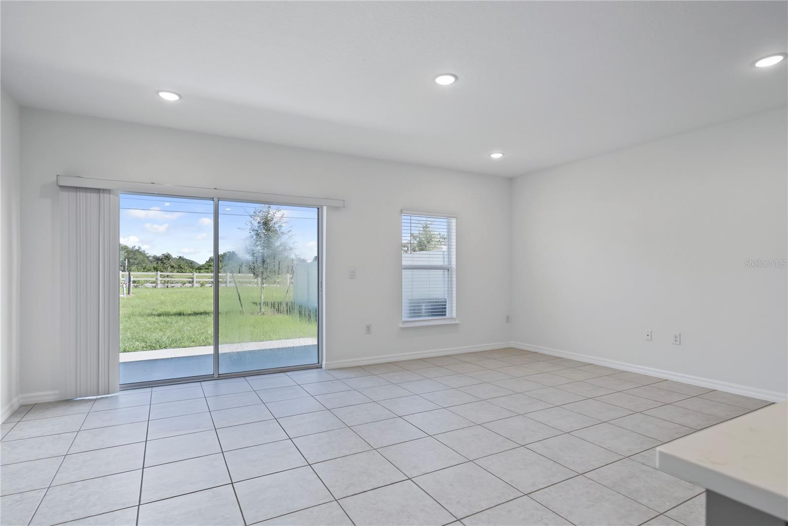 3512 Eagles Crossing Way Property Photo 16