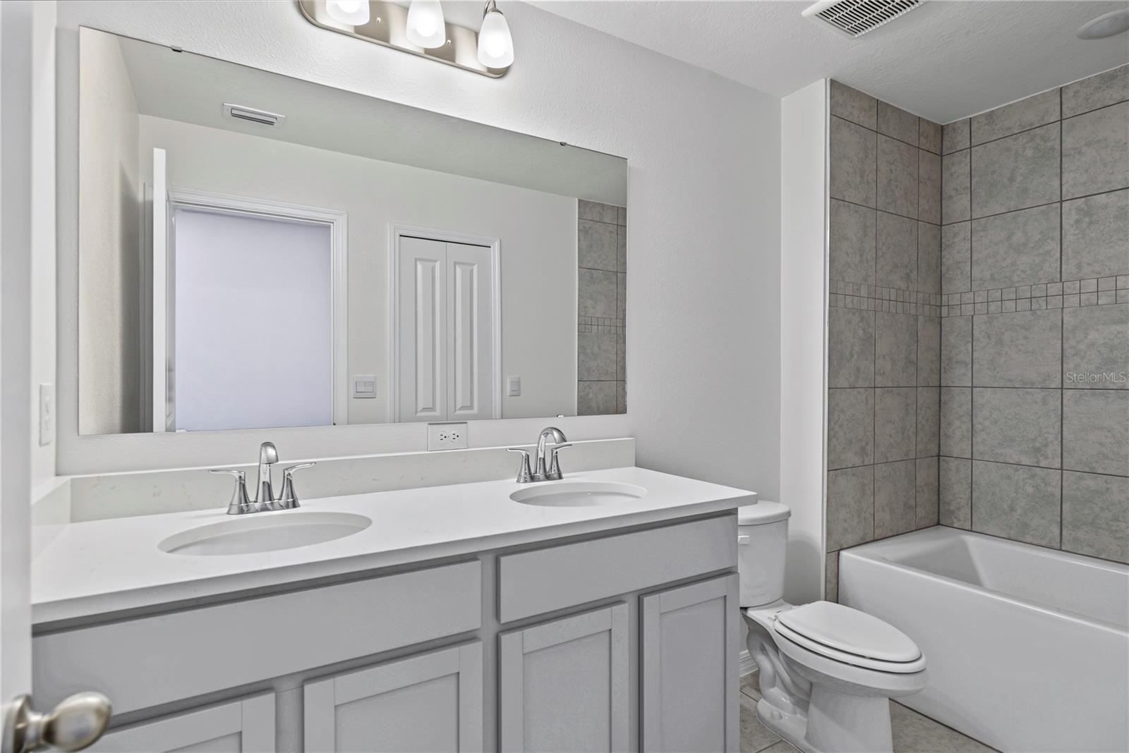 3512 Eagles Crossing Way Property Photo 23