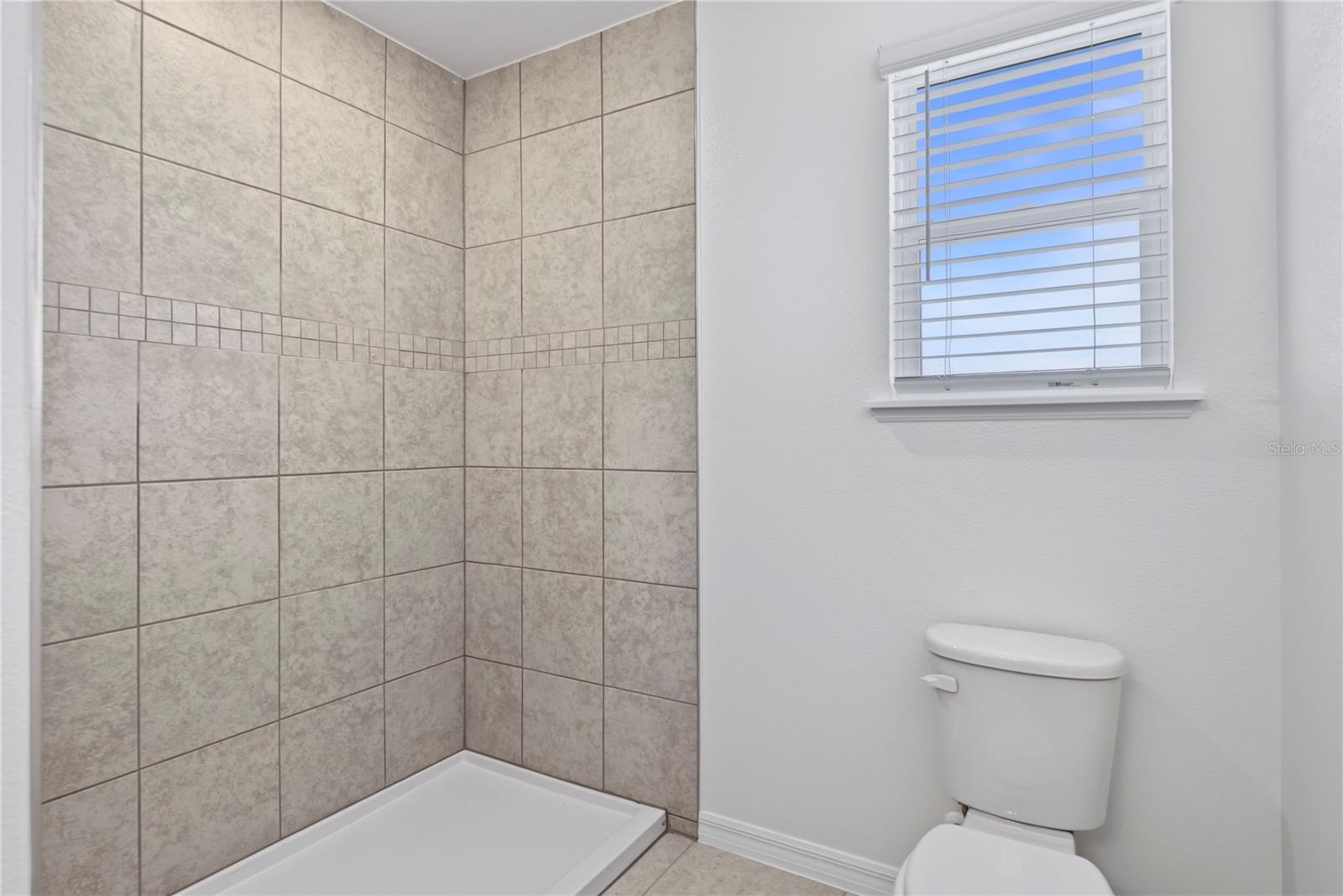 3512 Eagles Crossing Way Property Photo 35