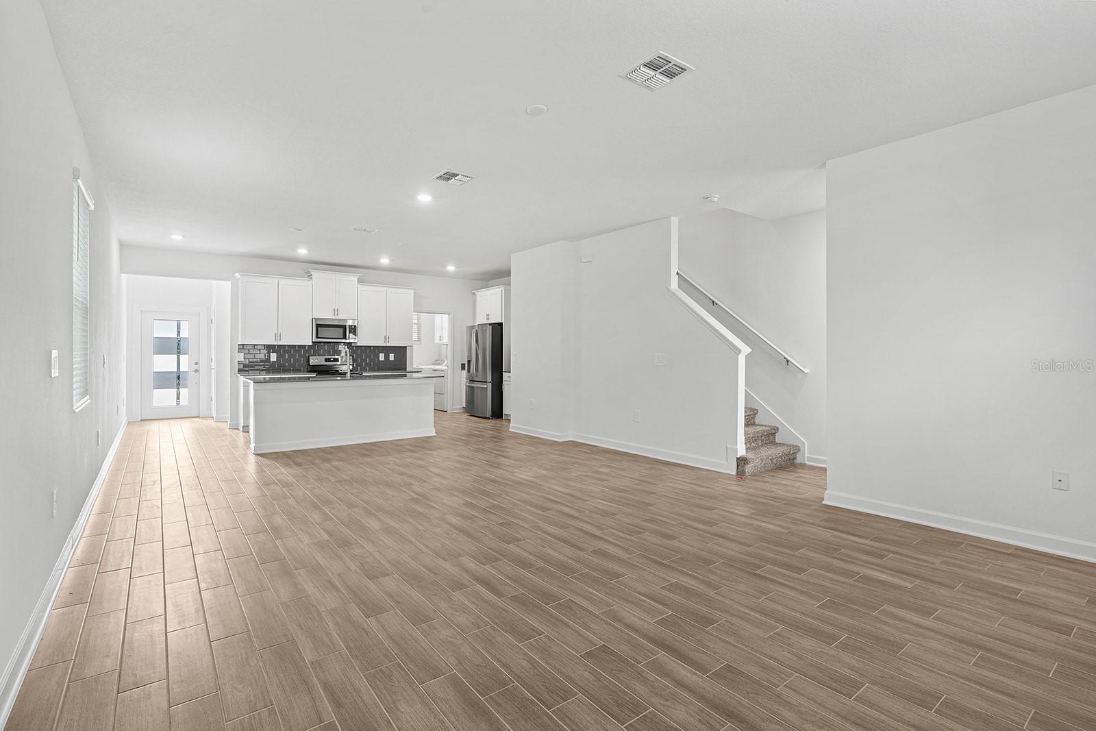 3075 Addison Blvd Property Photo 11