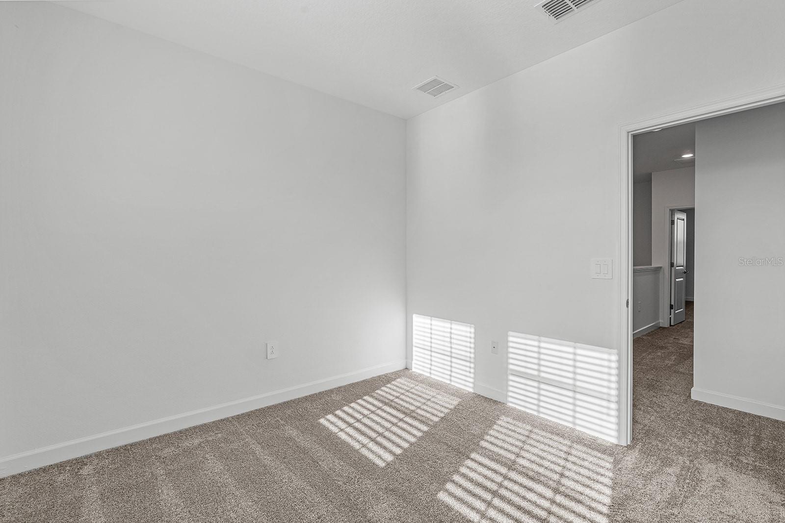 3075 Addison Blvd Property Photo 28