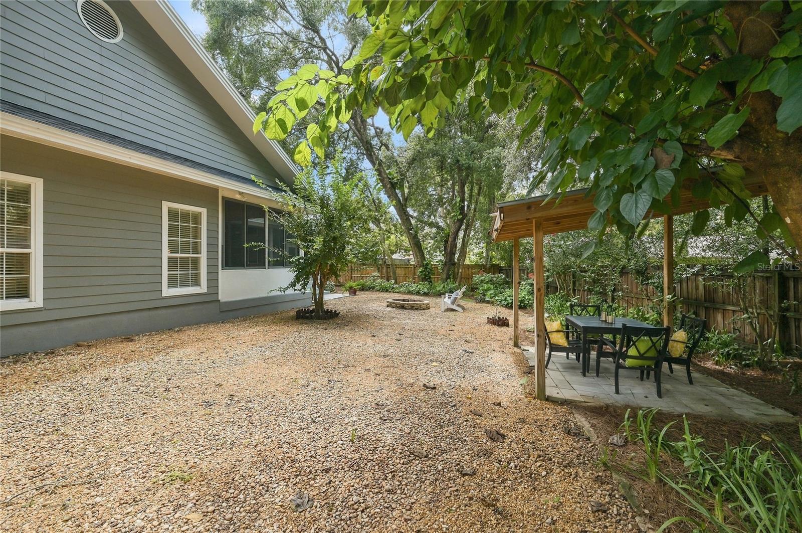 618 Crooked Pine Ct Property Photo 46