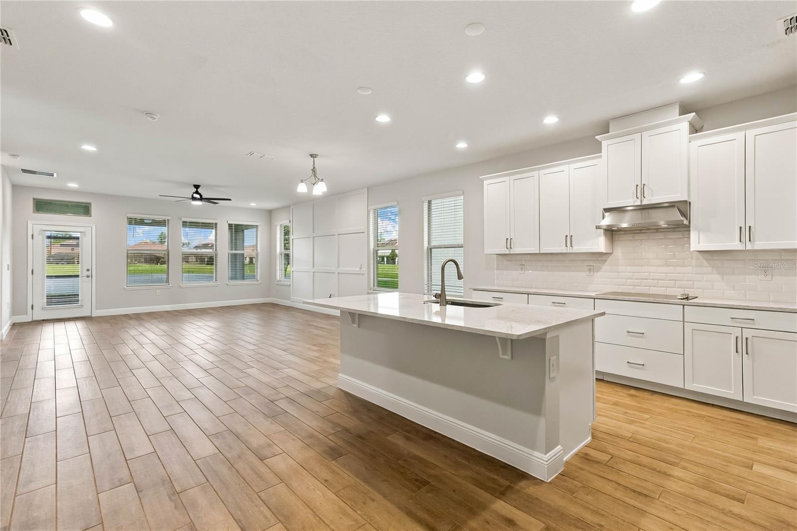 8819 Sonoma Coast Dr Property Photo 9