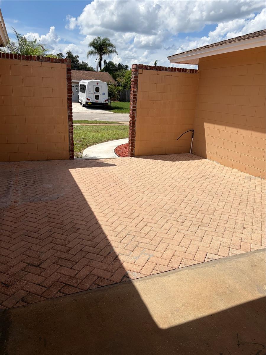 1631 Lema Dr Property Photo 10