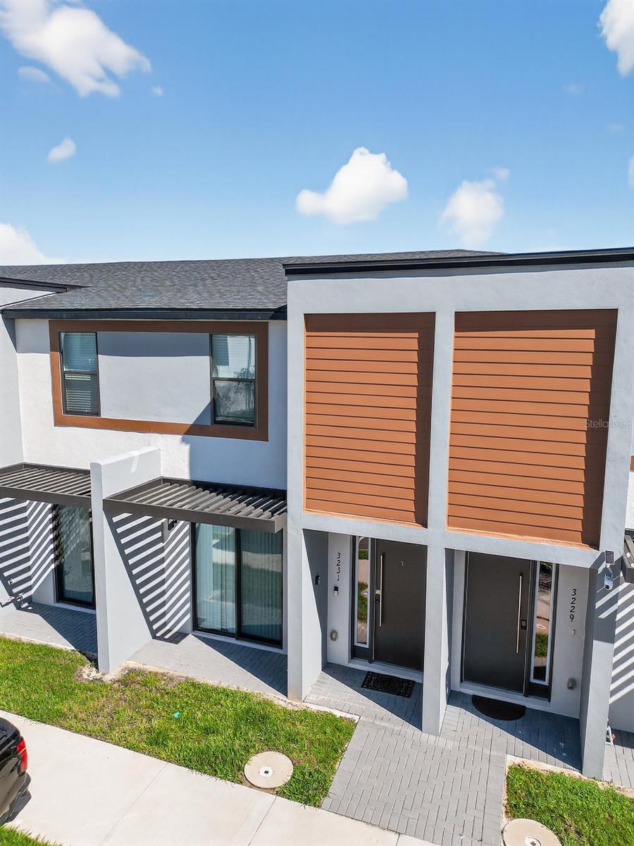 O6440876 Property Photo 1