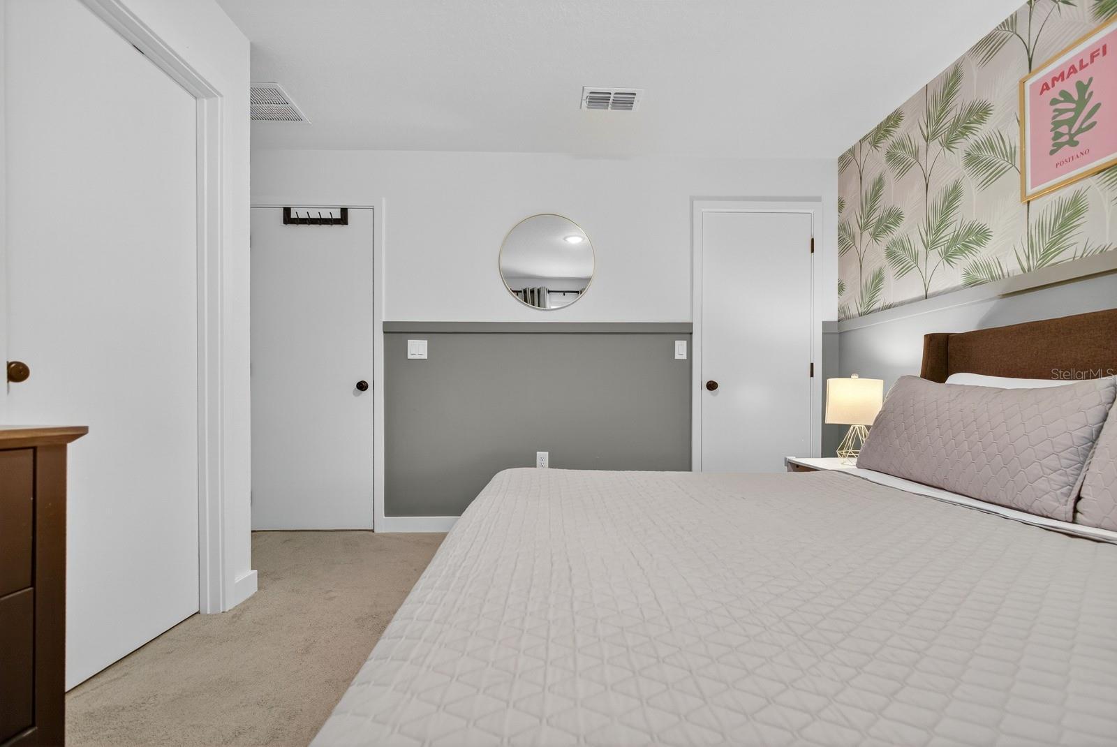 O6440876 Property Photo 18