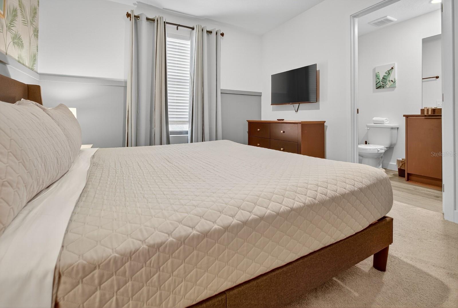 O6440876 Property Photo 21