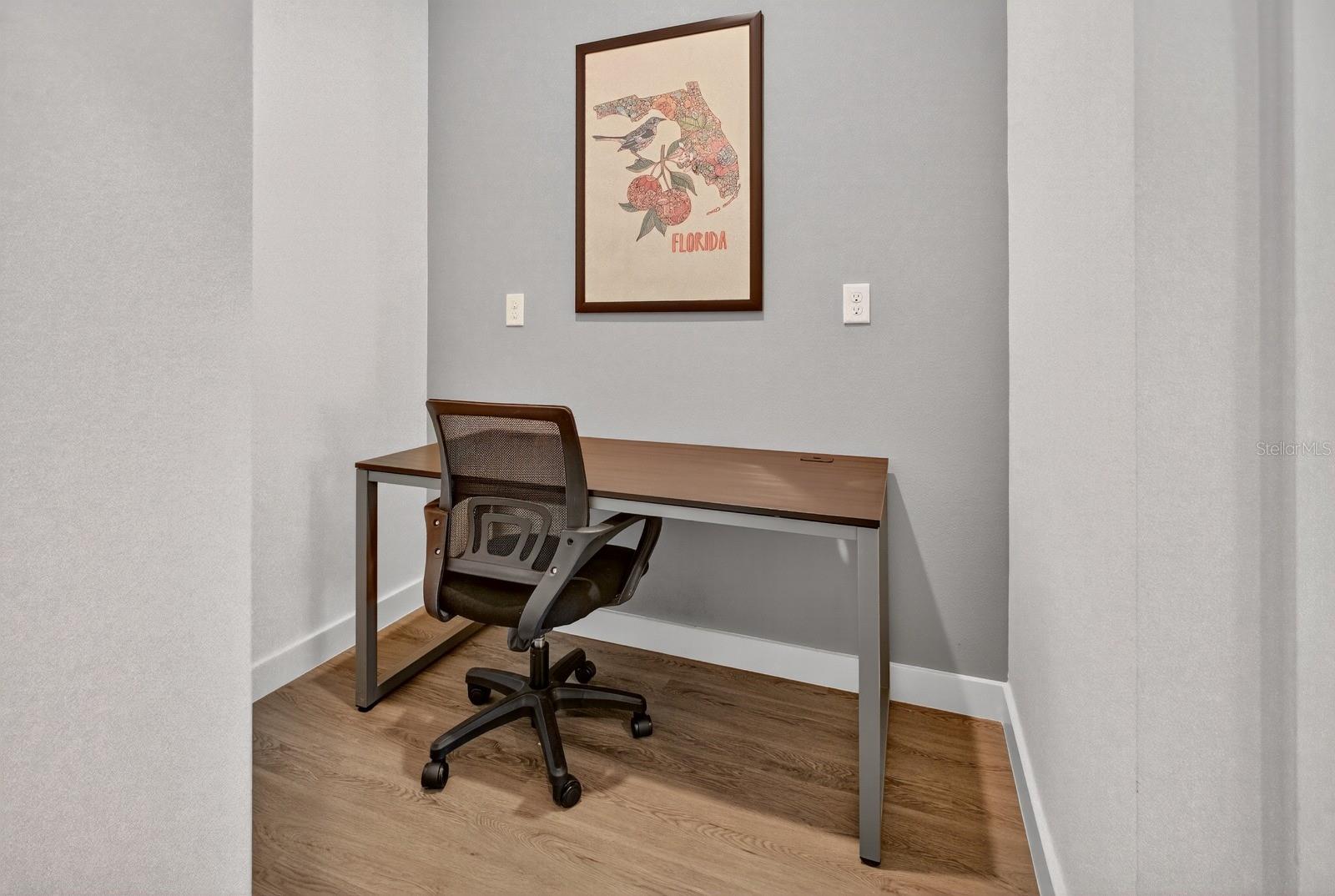 O6440876 Property Photo 34