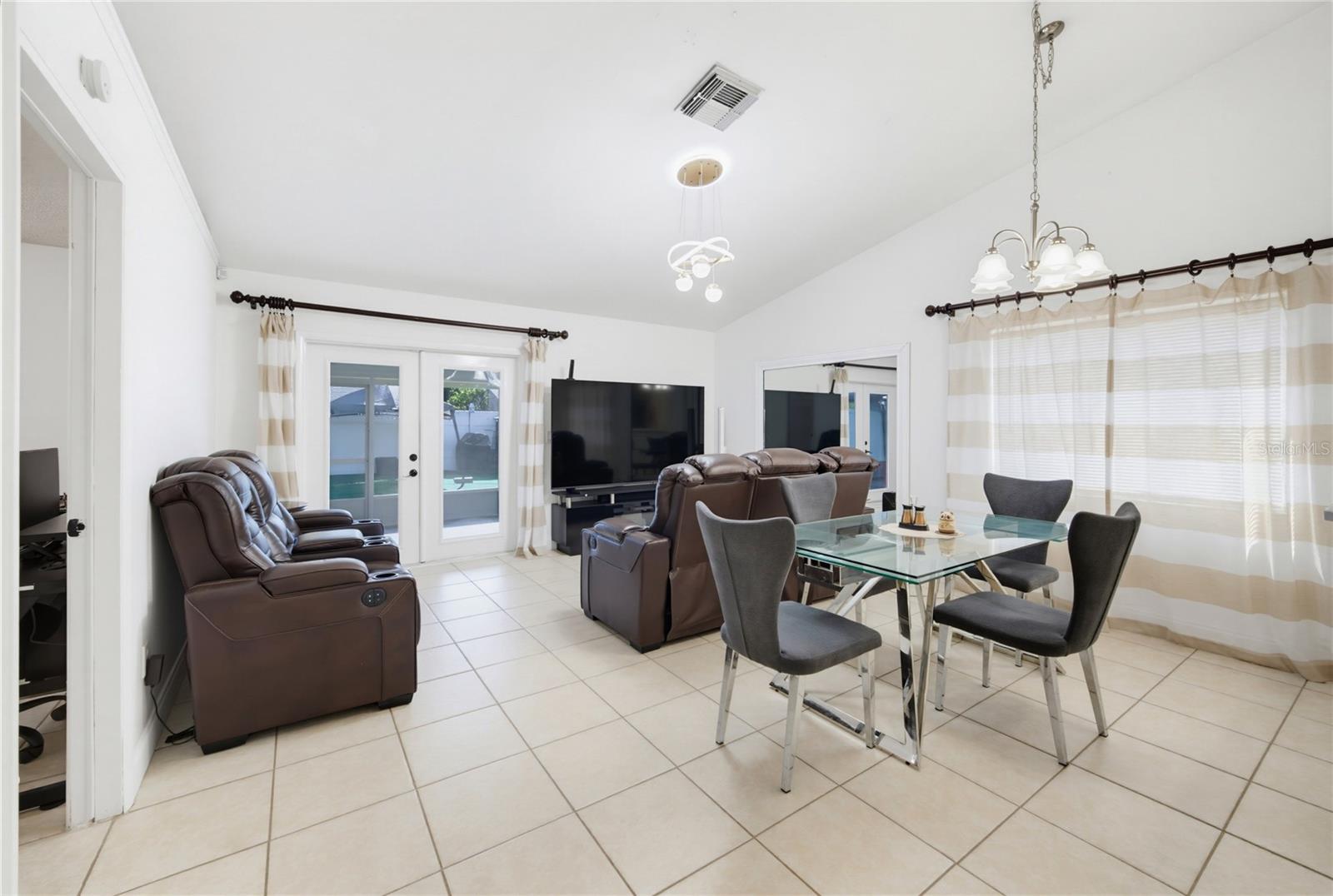2483 Long Meadow Way Property Photo 20