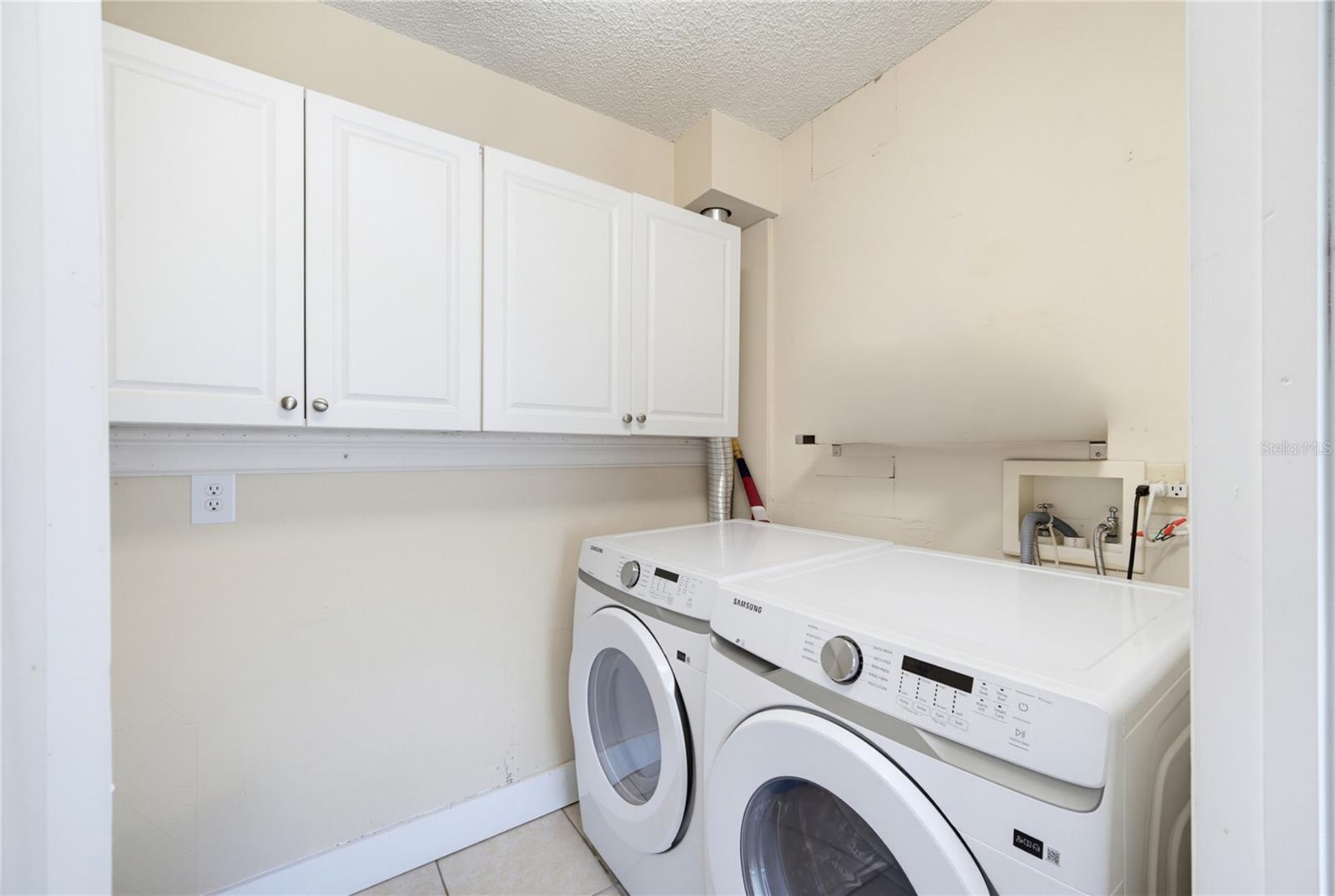 2483 Long Meadow Way Property Photo 38