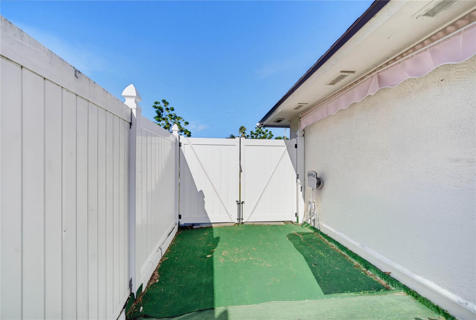 2483 Long Meadow Way Property Photo 47