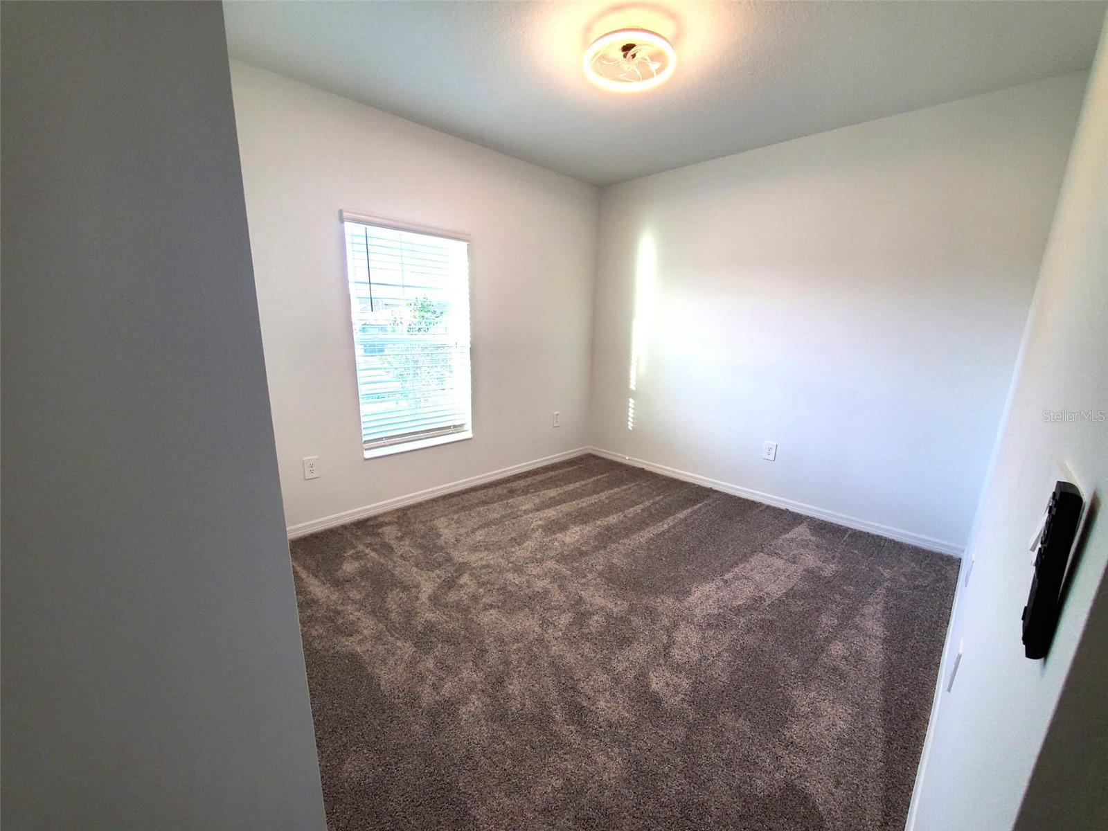 1124 Tyler Loop Property Photo 7