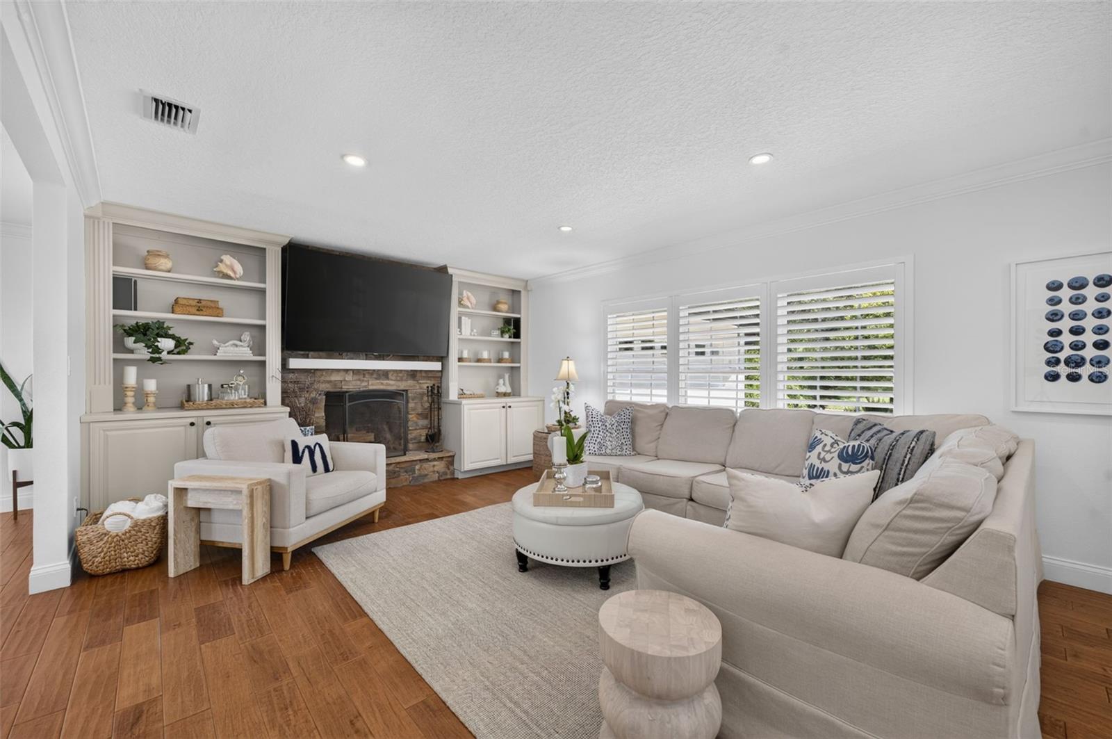 2414 Chinook Trl Property Photo 7