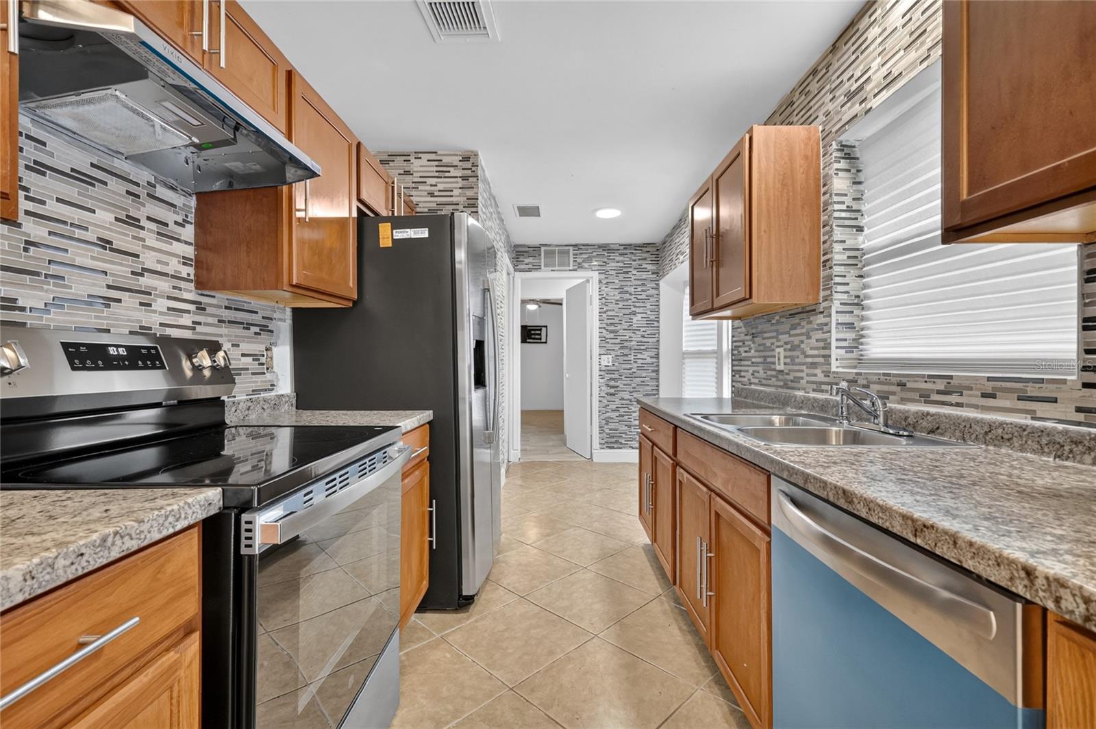 3106 Knightsbridge Rd Property Photo 12