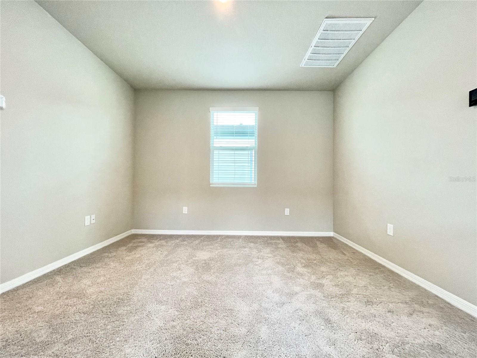 332 S Zuni Rd Property Photo 13