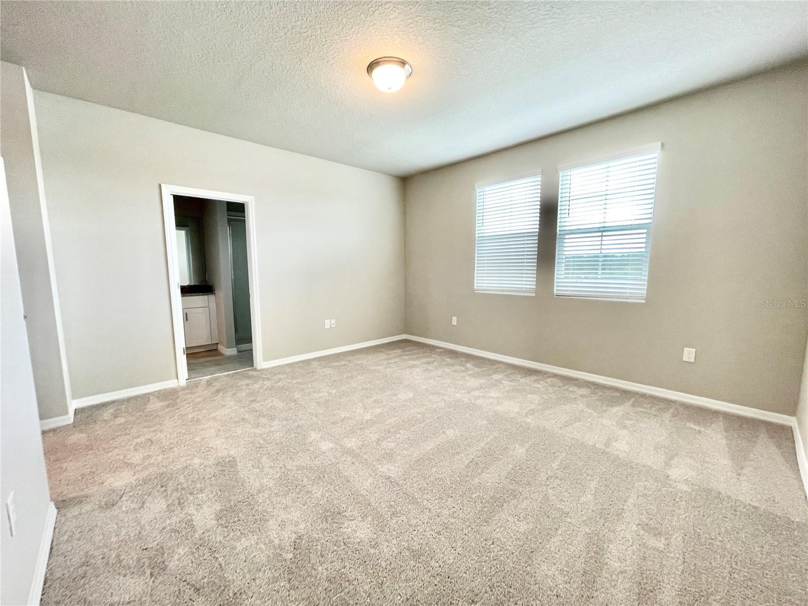 332 S Zuni Rd Property Photo 15
