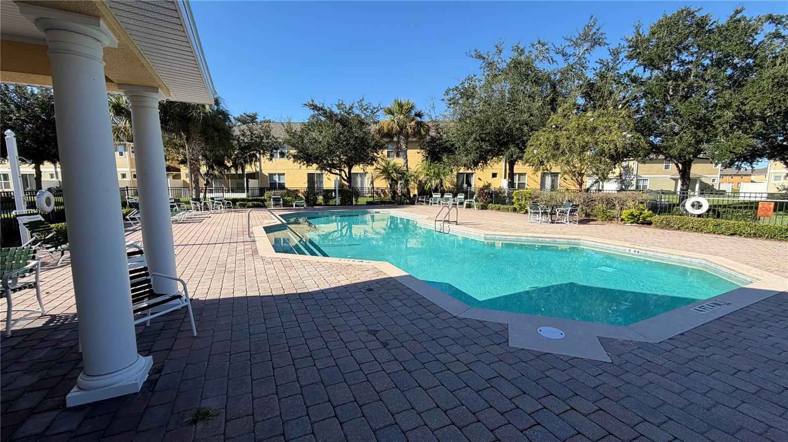 4925 Poolside Dr Property Photo 36