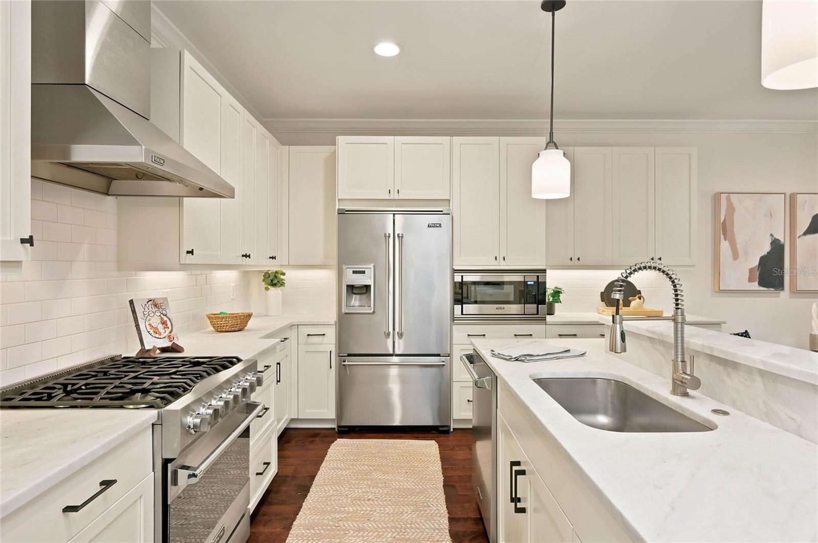 1707 Asher Ln Property Photo 12