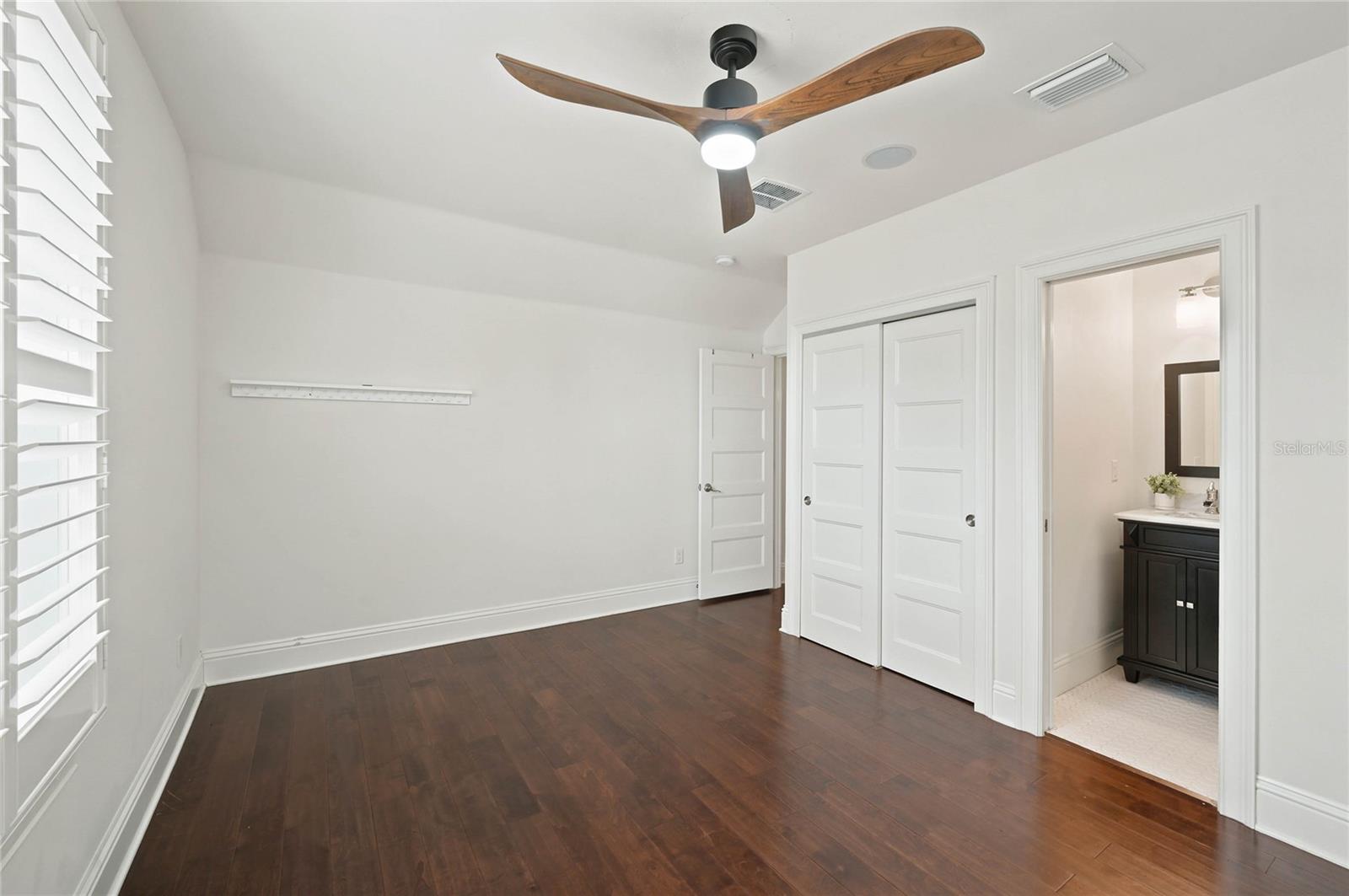 1707 Asher Ln Property Photo 33