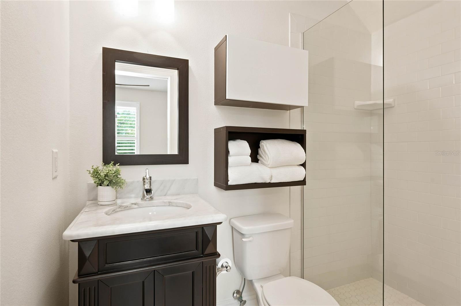 1707 Asher Ln Property Photo 34