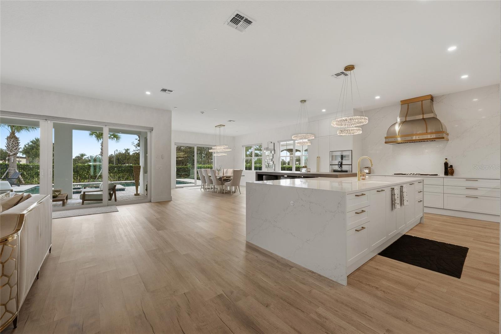 300 Muirfield Loop Property Photo 3