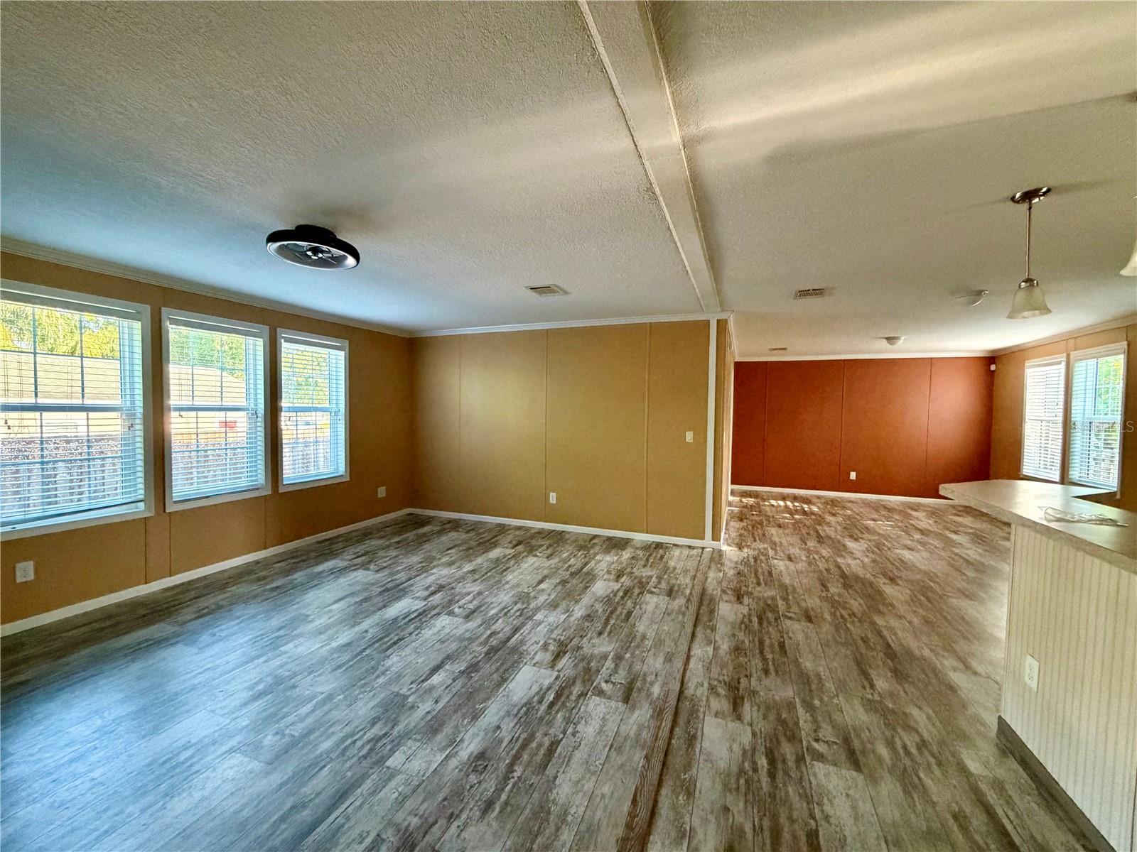 755 Ridgewood Rd Property Photo 10