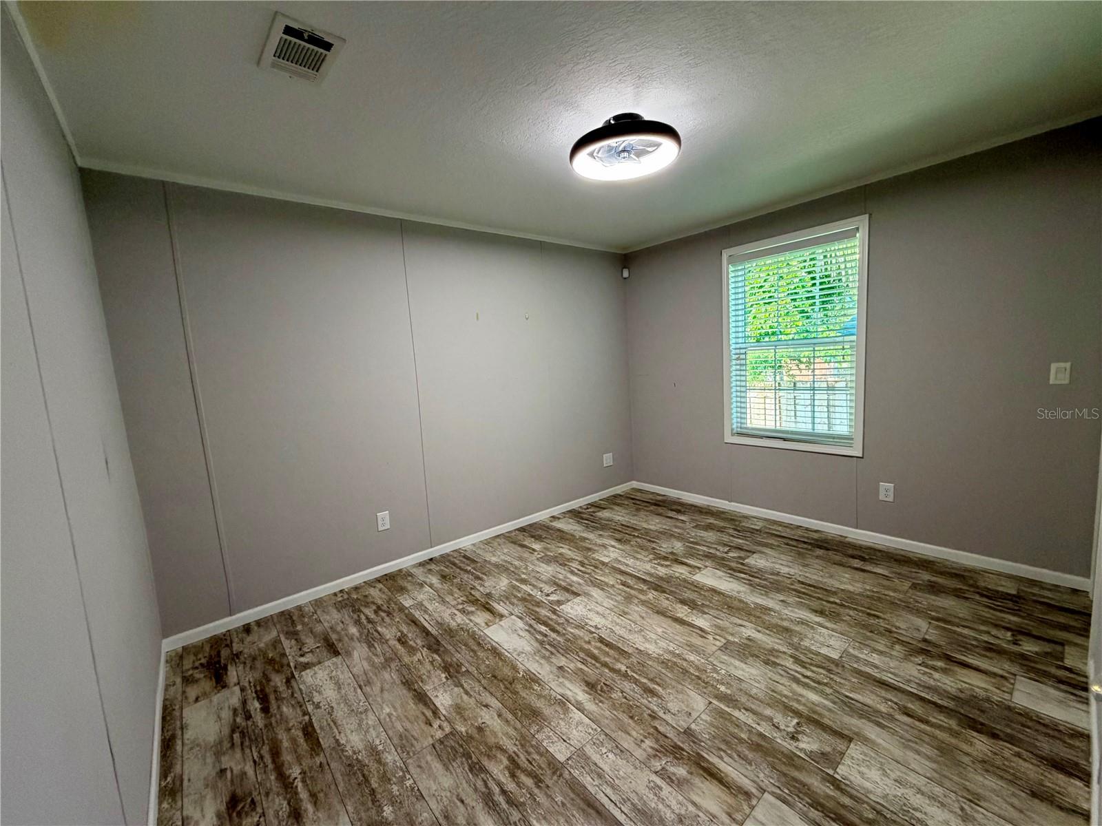 755 Ridgewood Rd Property Photo 12