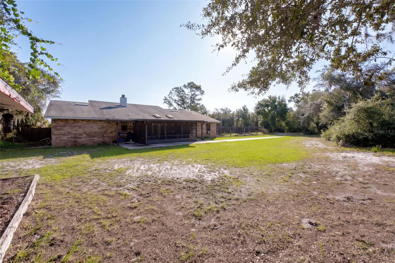 650 W Lorraine Dr Property Photo 59