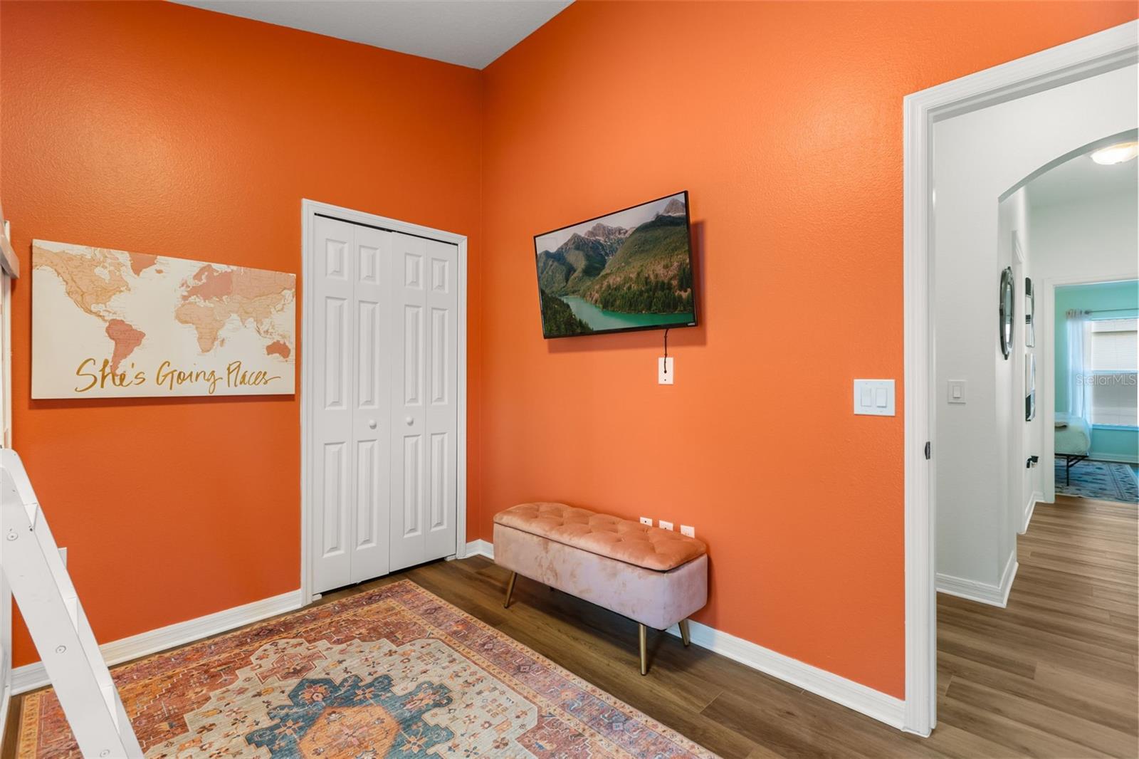 726 Kildrummy Dr Property Photo 49