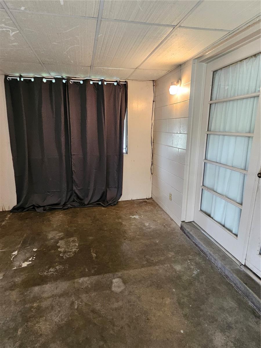 4309 Mizell St Property Photo 4
