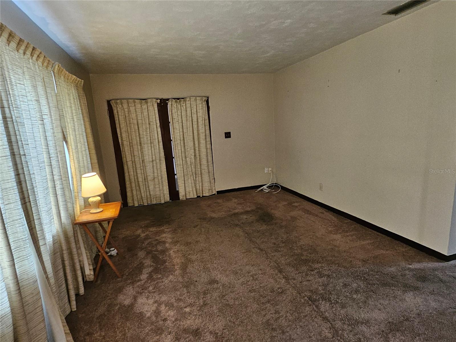 4309 Mizell St Property Photo 5