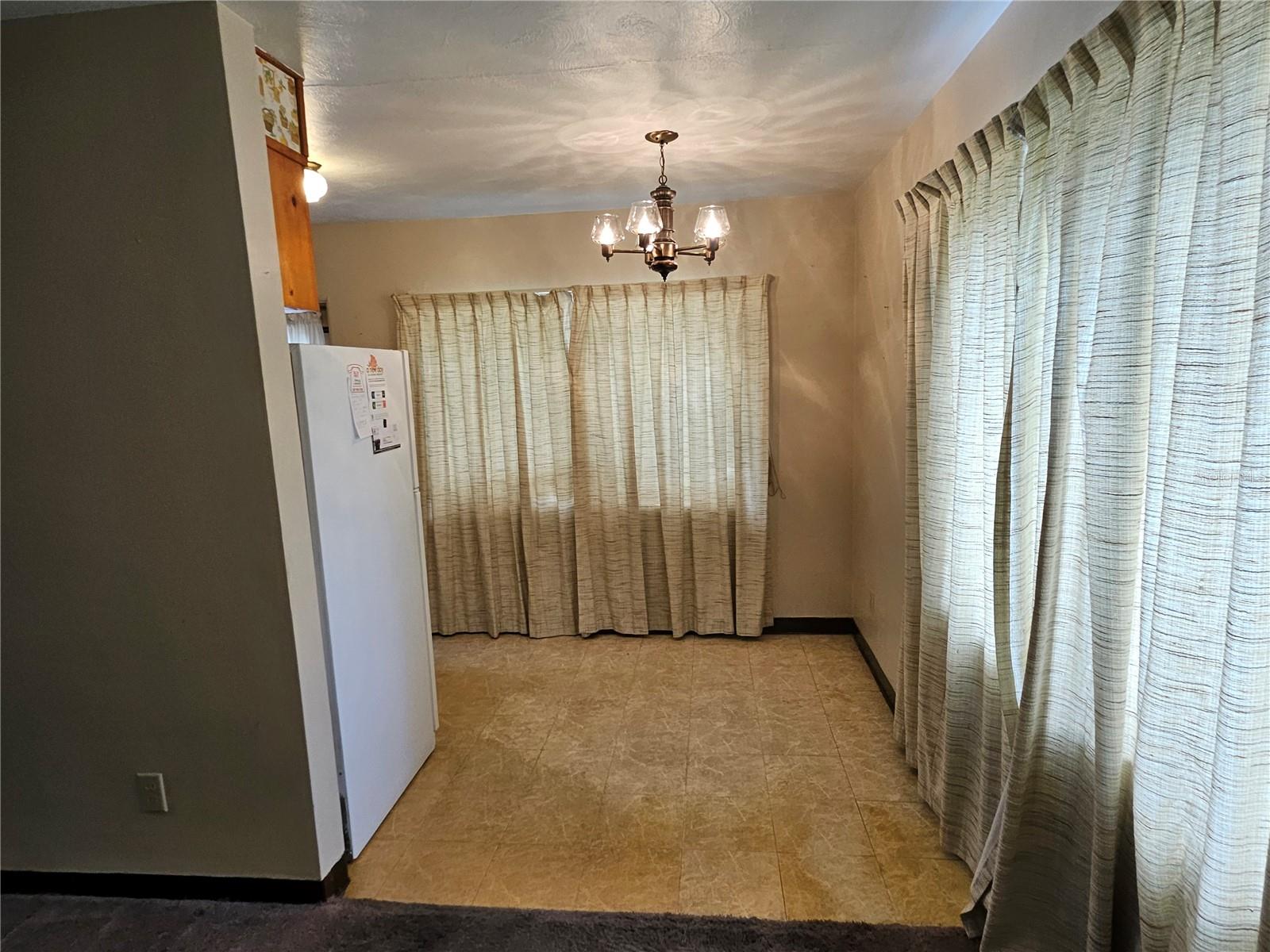 4309 Mizell St Property Photo 6