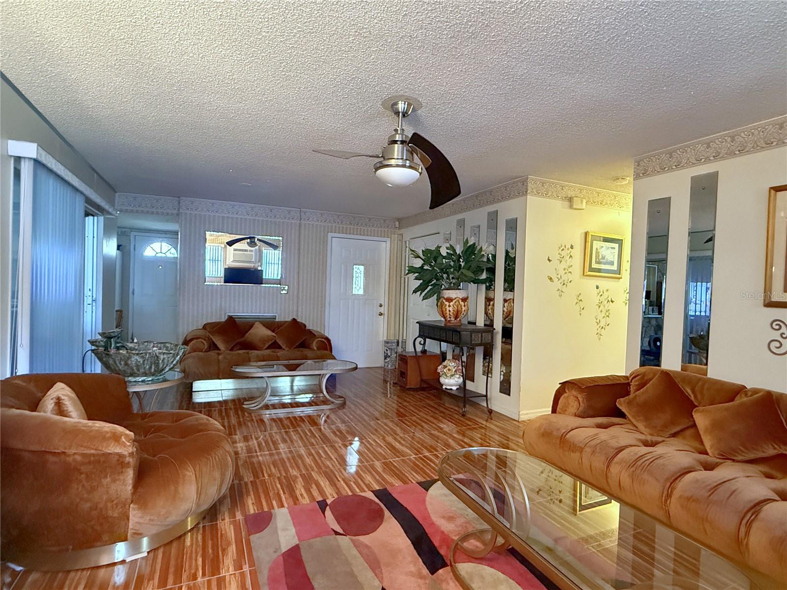 3032 Pinder Ct Property Photo 4
