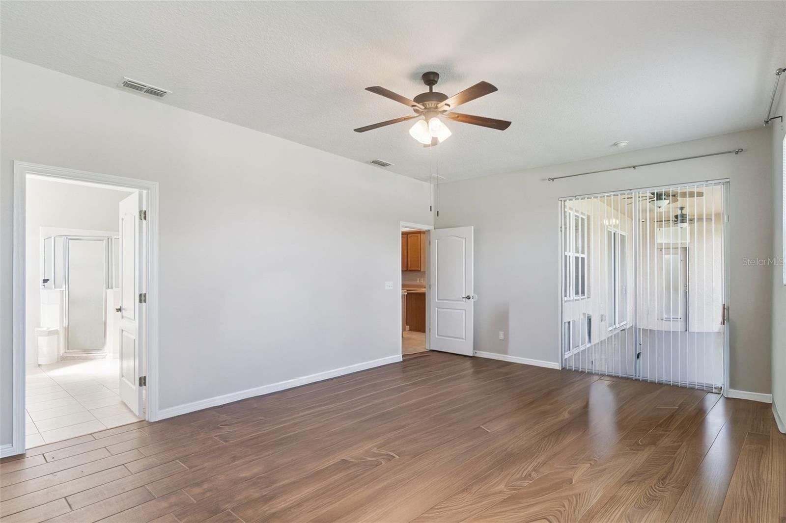 2600 Hollow Ln Property Photo 16