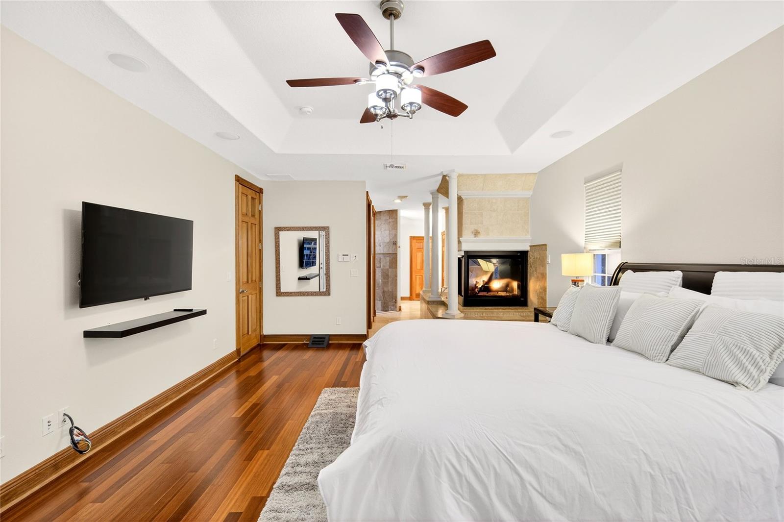 16623 Royal Palm Dr Property Photo 14