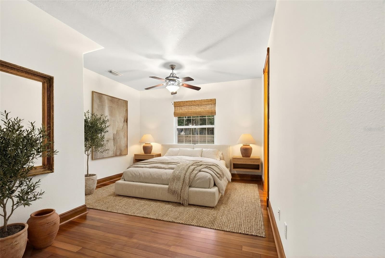 16623 Royal Palm Dr Property Photo 26
