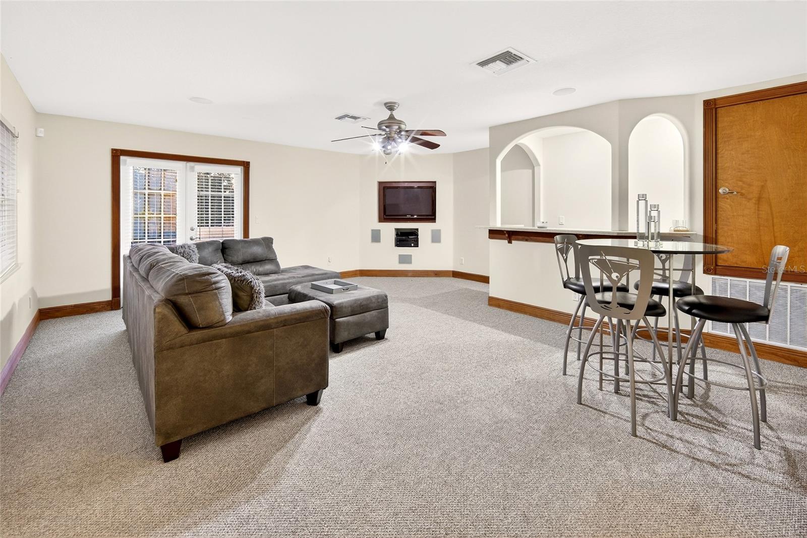 16623 Royal Palm Dr Property Photo 37