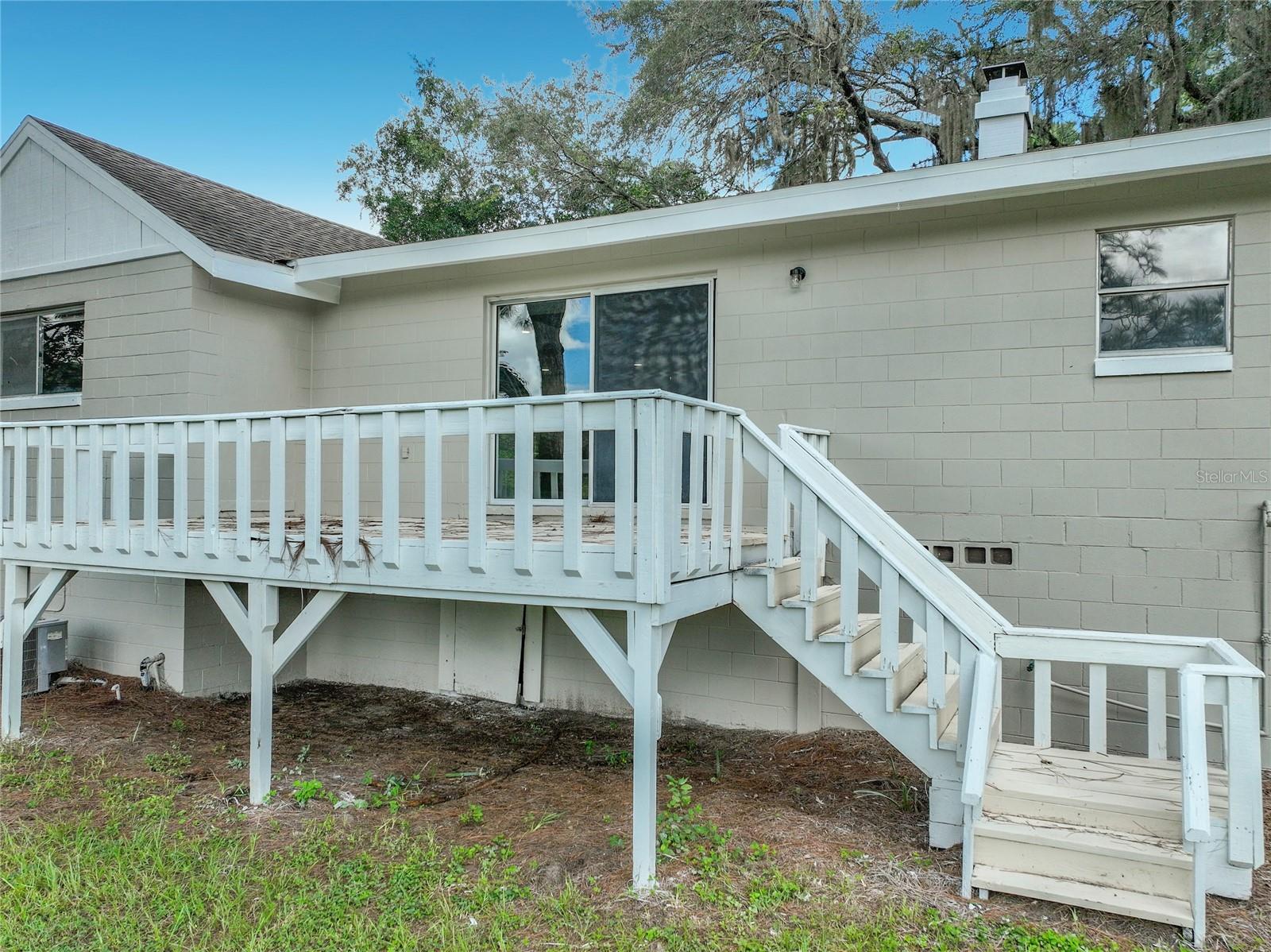 1904 Lake Alma Dr Property Photo 39