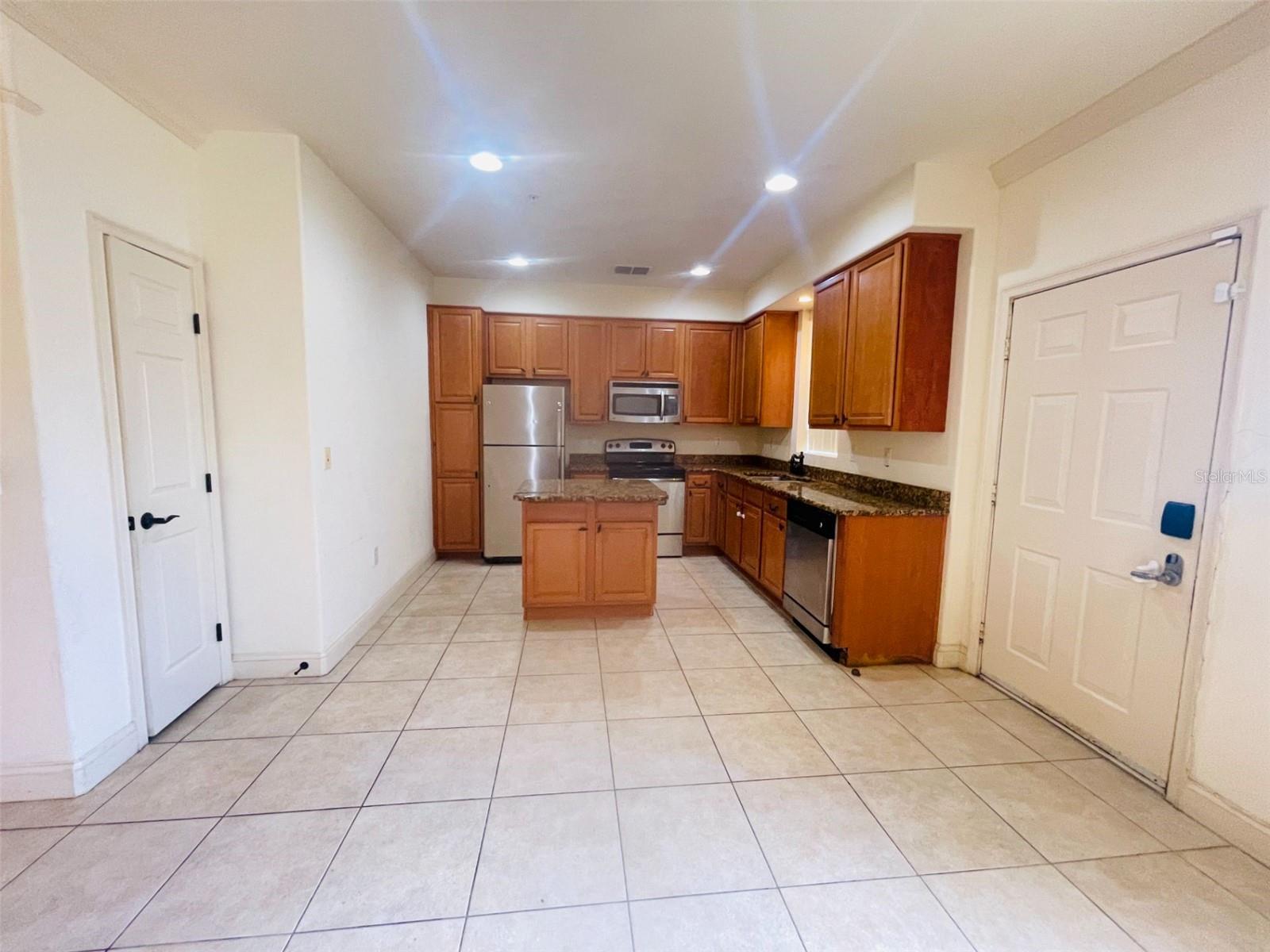 2646 Bella Vista Dr Property Photo 6